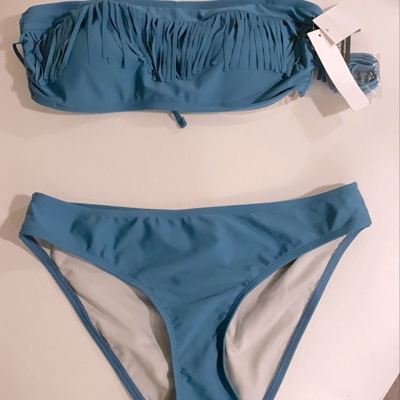 Hula Honey | Two piece | L - Picture 3 of 3